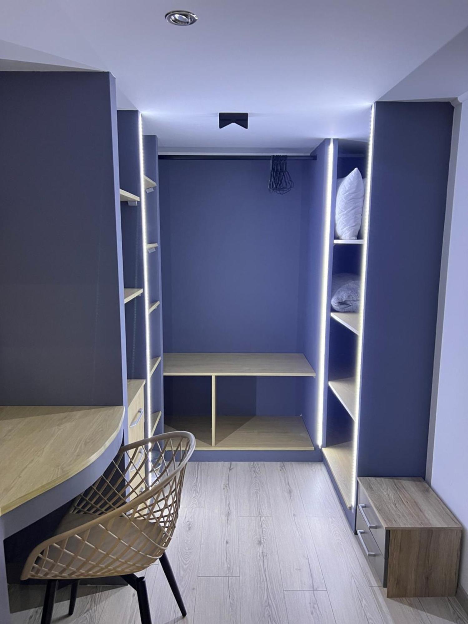 Raphael's Skg Apartment *