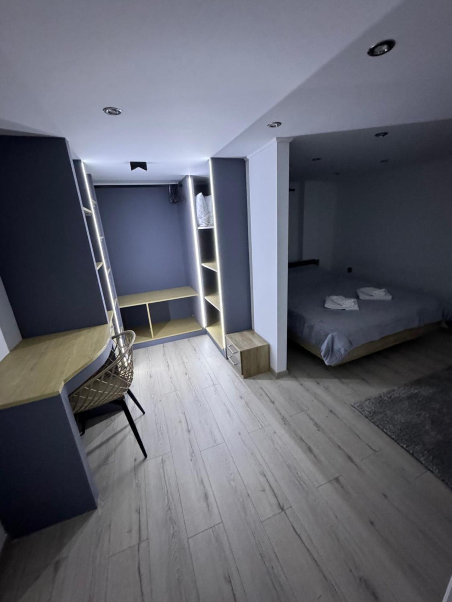 Apartment Raphael's Skg